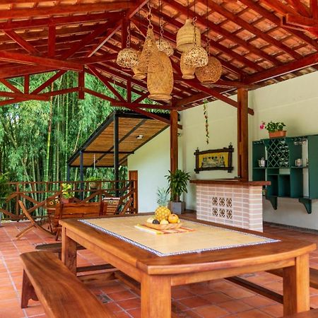 Agradable cabaña cafetera con jacuzzi a 12 min del centro de pereira Pereira Exterior foto