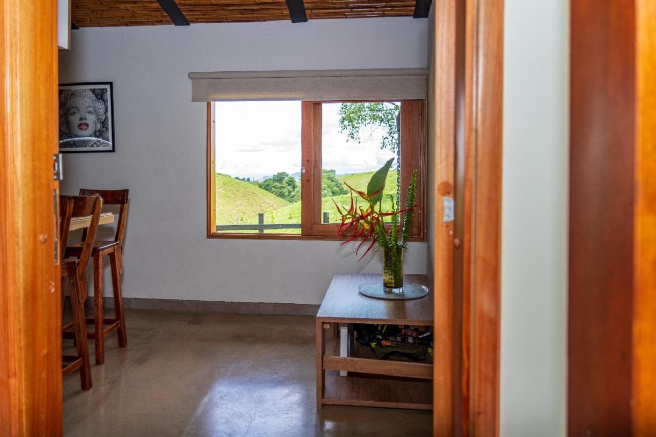 Agradable cabaña cafetera con jacuzzi a 12 min del centro de pereira Pereira Exterior foto