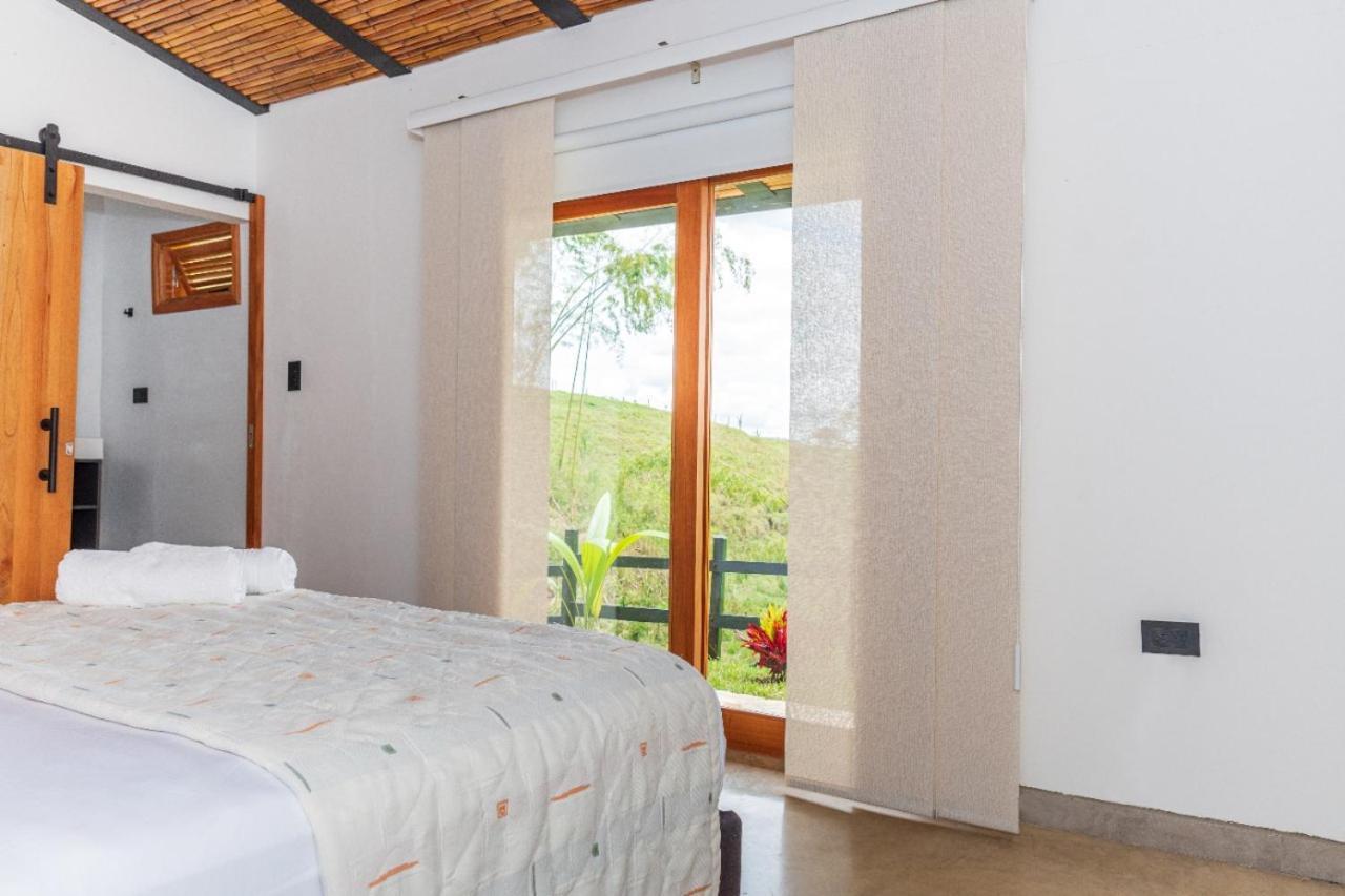 Agradable cabaña cafetera con jacuzzi a 12 min del centro de pereira Pereira Exterior foto